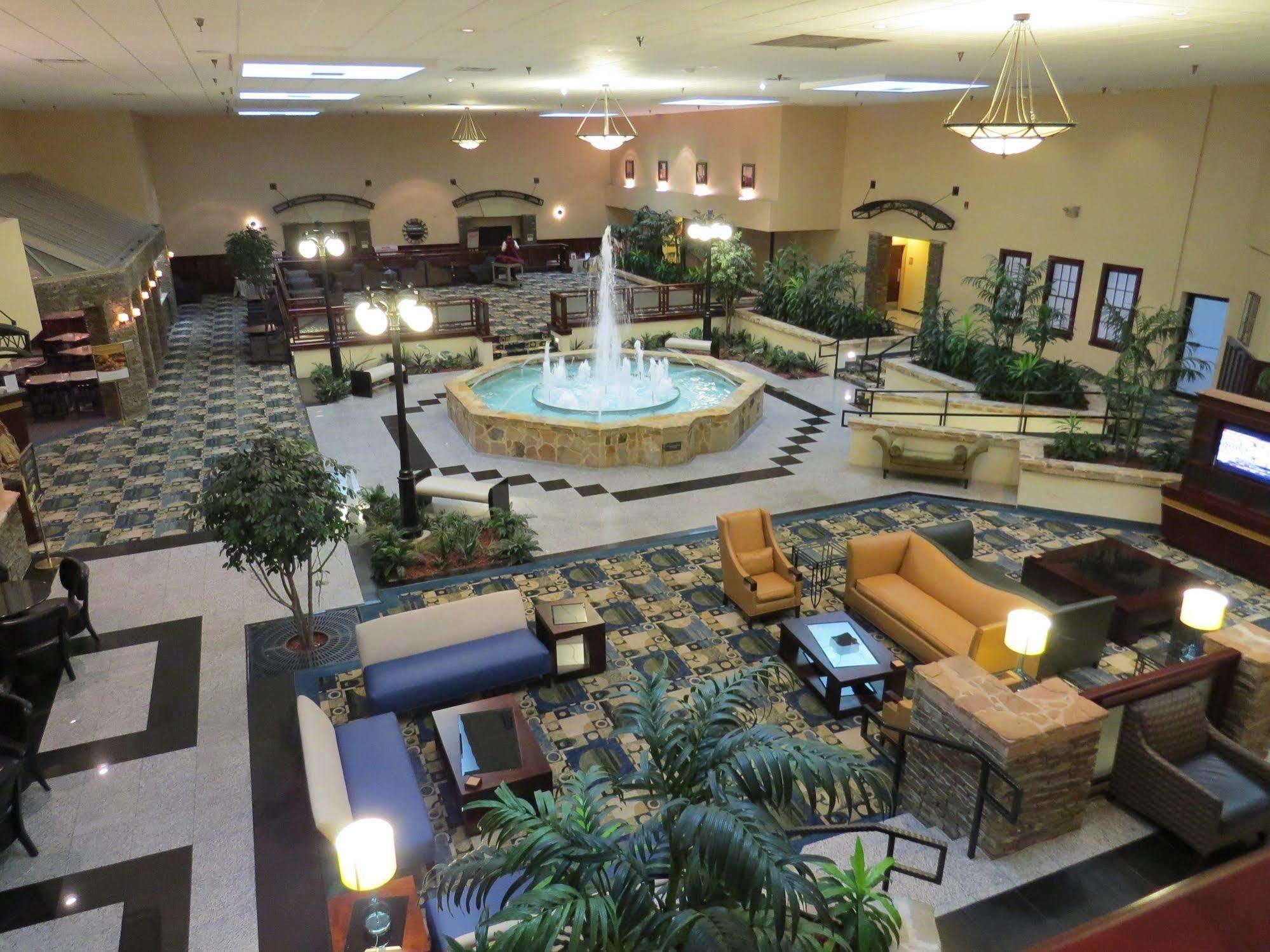 Radisson Hotel Fort Worth North-Fossil Creek Екстер'єр фото
