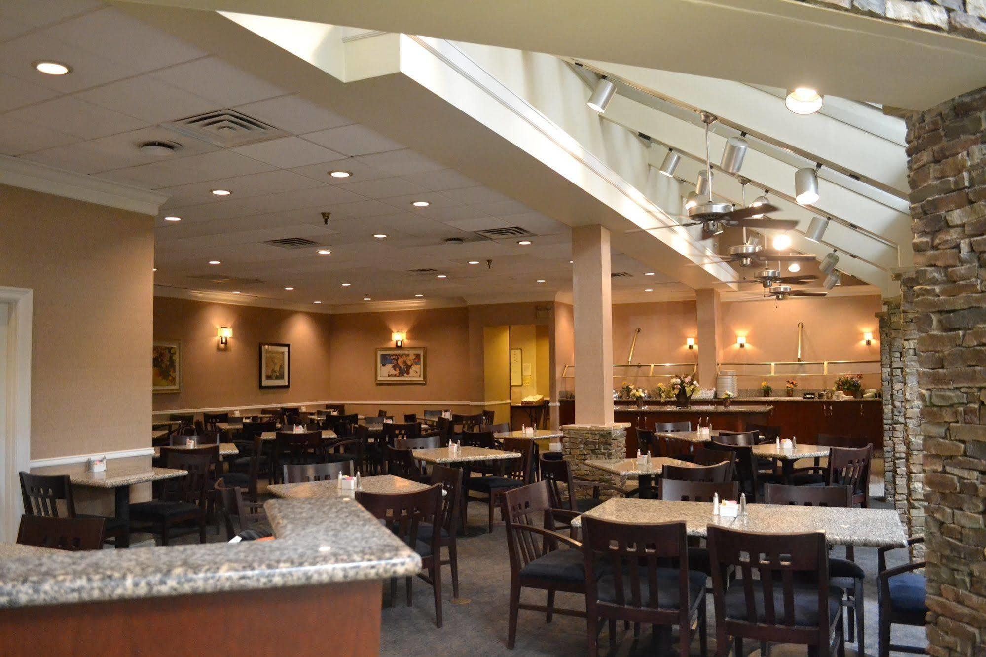 Radisson Hotel Fort Worth North-Fossil Creek Екстер'єр фото